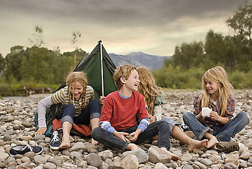 Minimalist Travel: Pack Your Family’s Stuff in 1 Bag